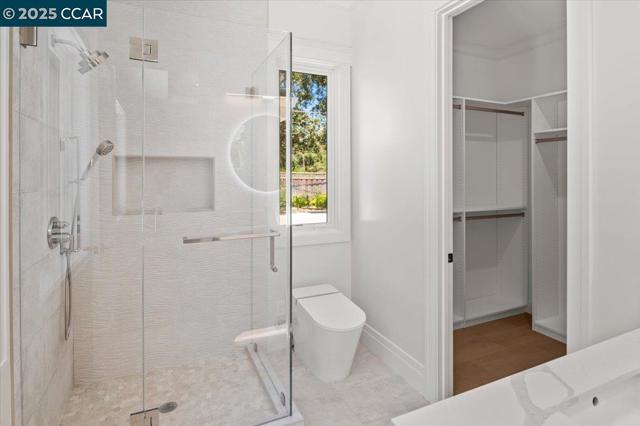 74 Middlefield Rd, Atherton CA: https://media.crmls.org/mediaz/82284740-0848-4d96-81e5-45b47a67238d.jpg