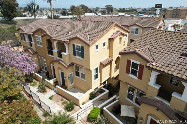1866 E 12th ST, National City CA: https://media.crmls.org/mediaz/822854eb-6af9-4982-a0aa-75a1f1fb4a68.jpg