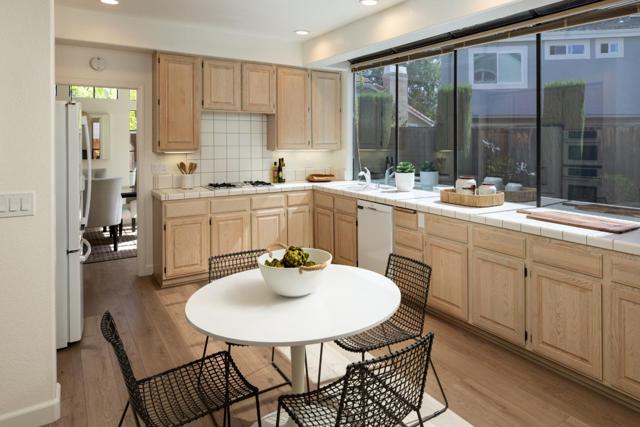 2094 Paseo Del Oro, San Jose CA: https://media.crmls.org/mediaz/82289b3b-24fd-4479-9332-65f2e89f658d.jpg