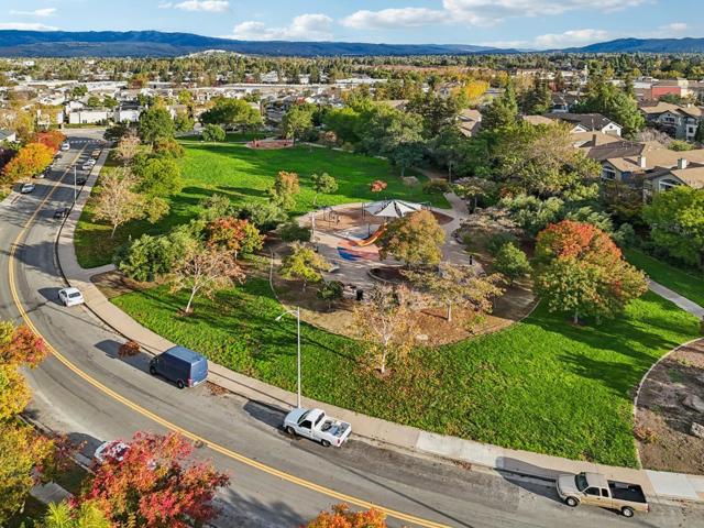 337 Ballymore Circle, San Jose CA: https://media.crmls.org/mediaz/822a6650-2e67-43a0-b214-ff6a94e09106.jpg