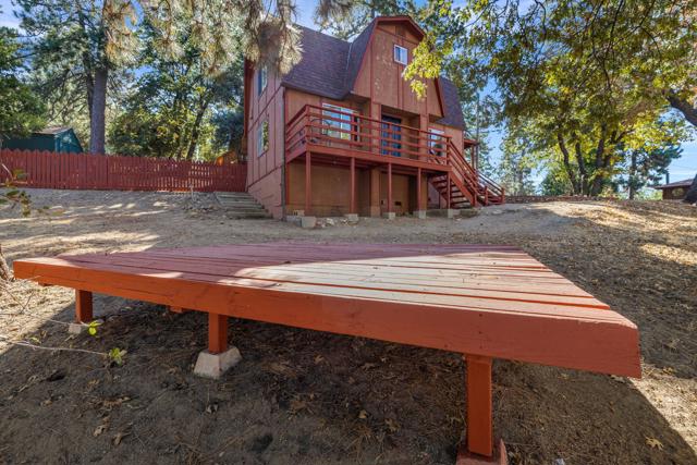 54370 Valley, Idyllwild CA: https://media.crmls.org/mediaz/822b12cf-136c-4b5d-aea9-7d2fb48d29da.jpg