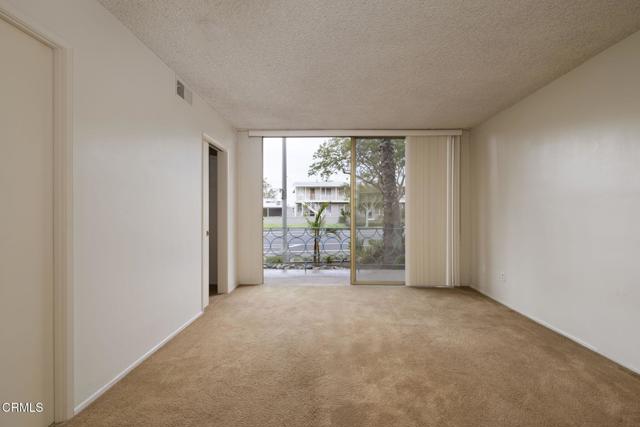 1000 Cordova Street, Pasadena CA: https://media.crmls.org/mediaz/822b6fd7-c82f-44d3-8843-7b8ad36dc252.jpg