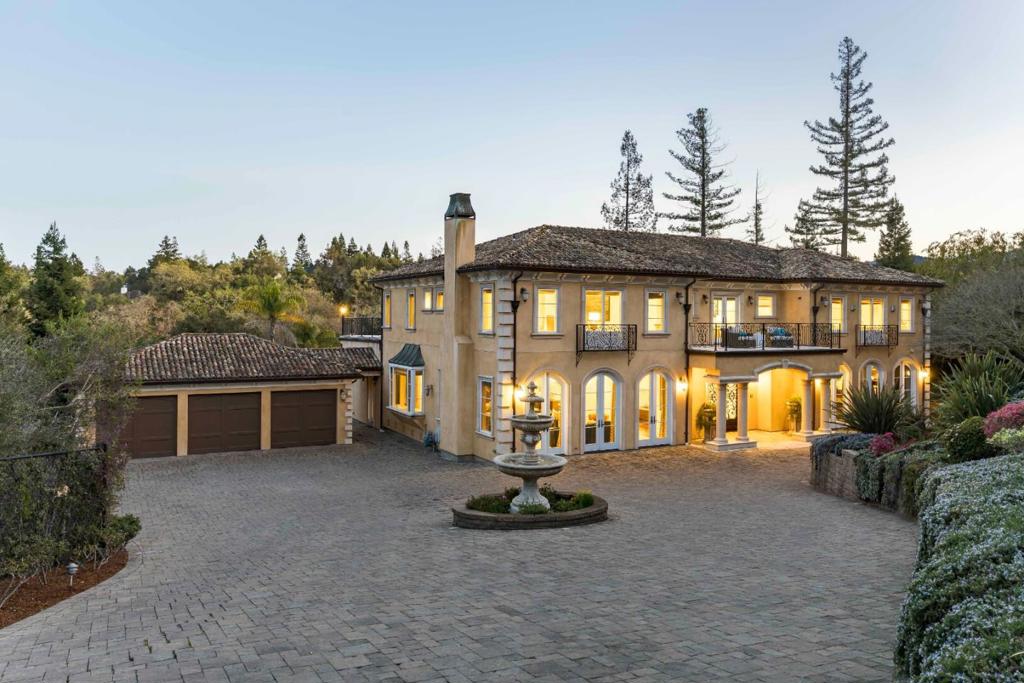 85 Belbrook Way