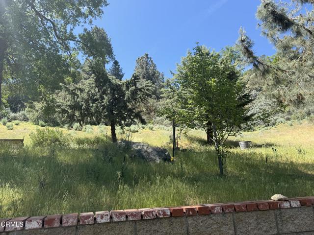 22600 Sunrise Court, Tehachapi CA: https://media.crmls.org/mediaz/822c4171-a2bb-4f9f-874d-da5672403f7b.jpg