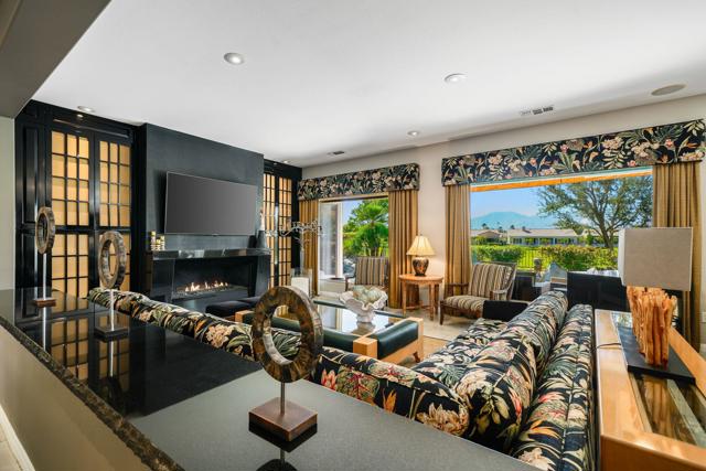 81347 Camino Sevilla, Indio CA: https://media.crmls.org/mediaz/822d633f-96a3-42c7-9982-3a2190d9d7b0.jpg