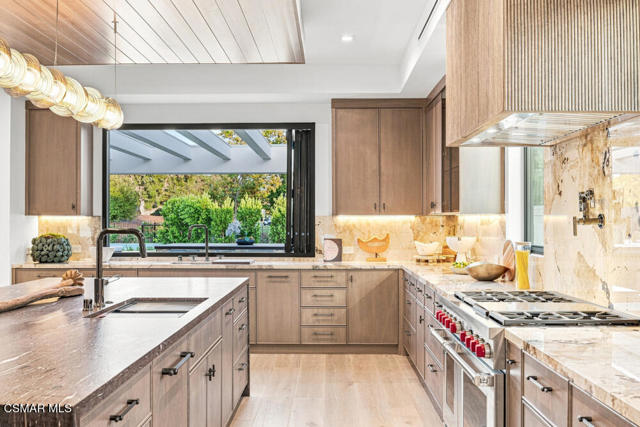 6 Bed Home for Sale in Westlake Village, California
