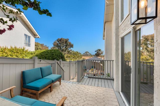 2163 Caminito San Martin, La Jolla CA: https://media.crmls.org/mediaz/822db3a2-2b0b-466e-bc8f-be3a5de23323.jpg