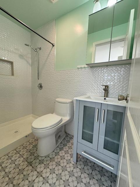 139 Bridgeview Drive, San Francisco CA: https://media.crmls.org/mediaz/822fb3b8-86b9-48a2-a55a-5c0de9b92327.jpg