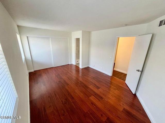 540 Spring Road, Moorpark CA: https://media.crmls.org/mediaz/82305536-6b25-4709-84af-aff83ef09b3b.jpg