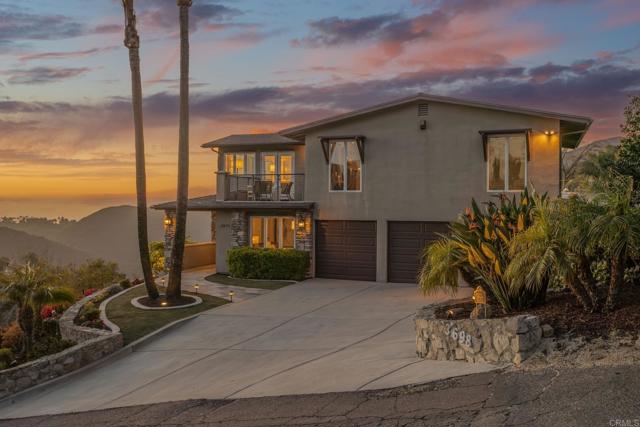 3698 Camino De Las Lomas, Vista CA: https://media.crmls.org/mediaz/823115b2-543e-4c2f-a25a-4c1834bbf96c.jpg