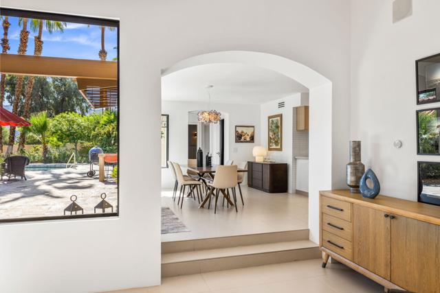 73717 Agave Lane, Palm Desert CA: https://media.crmls.org/mediaz/823249ff-e267-4dd1-9356-150145fcf33e.jpg