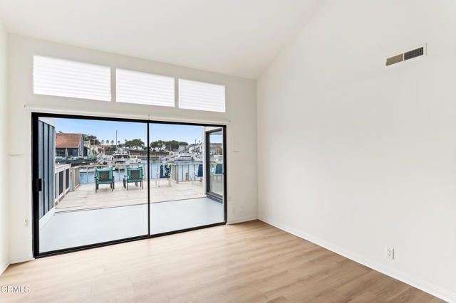 Detail Gallery Image 5 of 31 For 4320 Meridian Ave, Oxnard,  CA 93035 - 3 Beds | 2/1 Baths