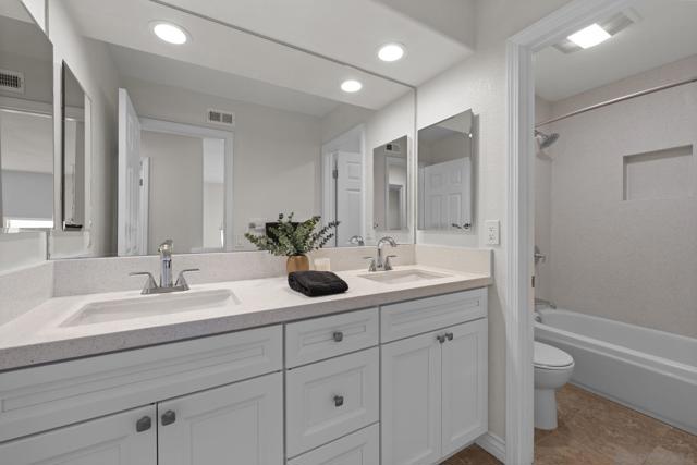 12372 Mona Lisa St, San Diego CA: https://media.crmls.org/mediaz/82341ef7-662c-4794-a888-62a98349d8eb.jpg