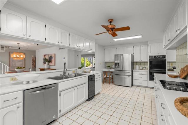 14721 Live Oak Lane, Saratoga CA: https://media.crmls.org/mediaz/82347afb-bb0b-4265-ab71-d0533244d859.jpg