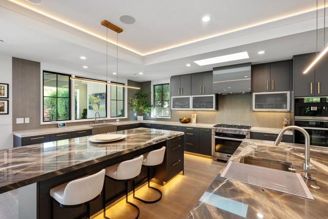 424 Occidental Avenue, San Mateo CA: https://media.crmls.org/mediaz/82359be7-58a1-4f0d-99b0-f9c1bc855be1.jpg