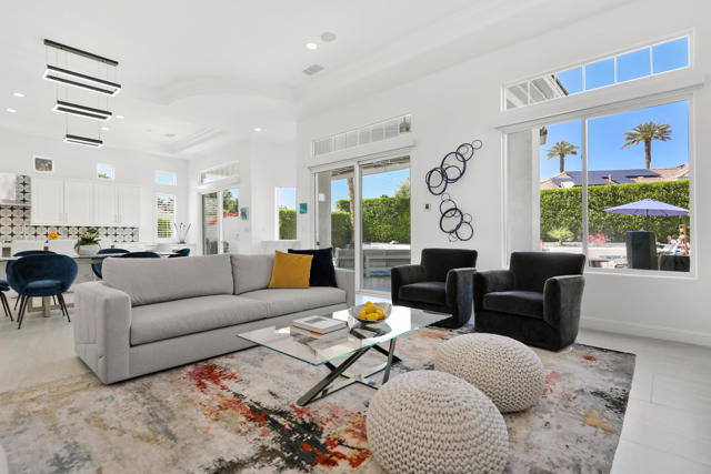 80360 Via Valerosa, La Quinta CA: https://media.crmls.org/mediaz/823640e0-38c1-44d2-ba25-282de4ccd760.jpg