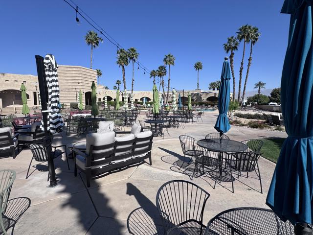 81620 Avenue 49, Indio CA: https://media.crmls.org/mediaz/82366948-3b5b-4ac6-97c5-fe480c7a910d.jpg