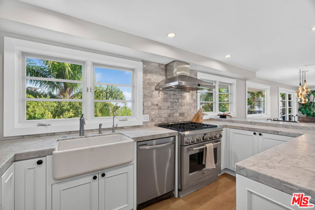 4 Bed Home for Sale in Los Angeles, California