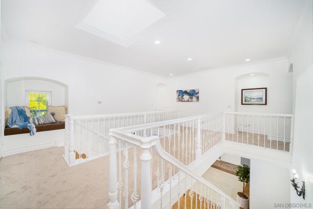 5 Rolling View Lane, Fallbrook CA: https://media.crmls.org/mediaz/82388a9e-3e6e-477e-ad73-df47f61e37fb.jpg