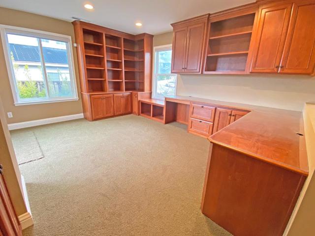 6279 Skywalker Drive, San Jose CA: https://media.crmls.org/mediaz/8238924d-5d7f-4f66-9750-1fa12d6e2495.jpg