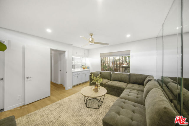 1010 Hammond Street, West Hollywood CA: https://media.crmls.org/mediaz/82397801-aca9-45a8-acf3-752b4625fede.jpg