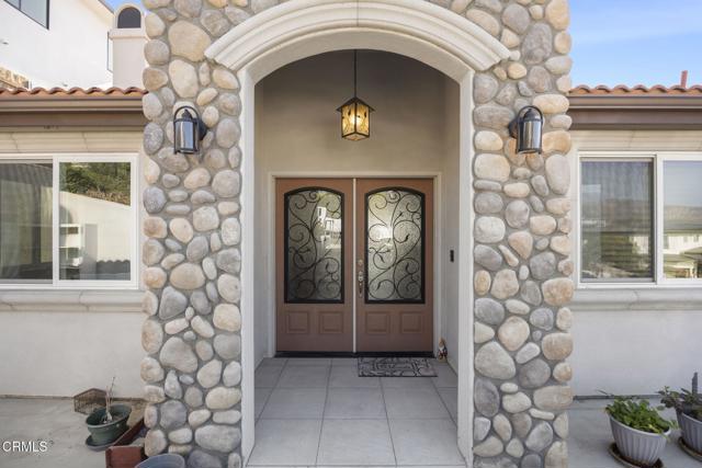 Detail Gallery Image 4 of 27 For 5544 Crestone Ct, Ventura,  CA 93003 - 3 Beds | 2 Baths