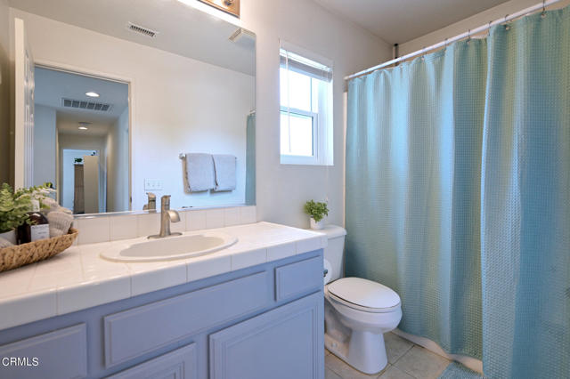 Detail Gallery Image 34 of 59 For 4618 Del Rayo Ct, Camarillo,  CA 93012 - 4 Beds | 2/1 Baths