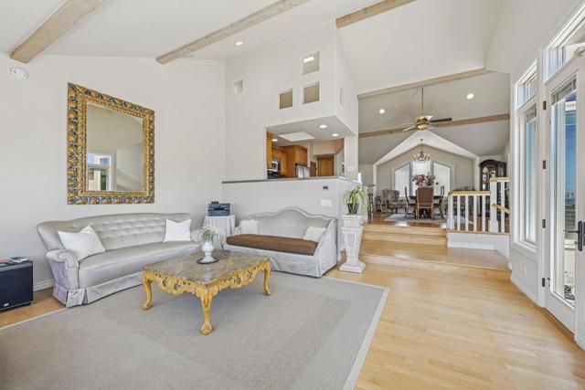 Detail Gallery Image 11 of 45 For 2542 Manchester Ave, Cardiff By The Sea,  CA 92007 - 3 Beds | 3/1 Baths