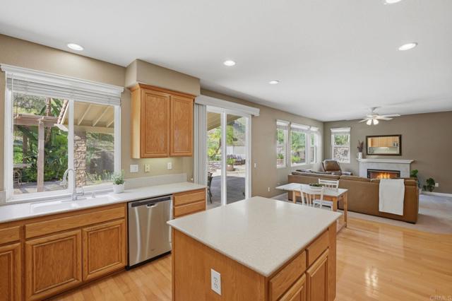 Detail Gallery Image 23 of 55 For 6161 Paseo Tienda, Carlsbad,  CA 92009 - 4 Beds | 3/1 Baths