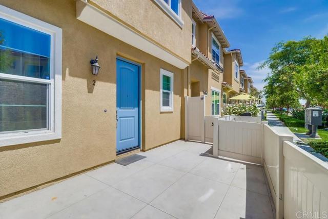 Detail Gallery Image 3 of 48 For 1560 Santa Carolina Rd #2,  Chula Vista,  CA 91913 - 4 Beds | 3/1 Baths