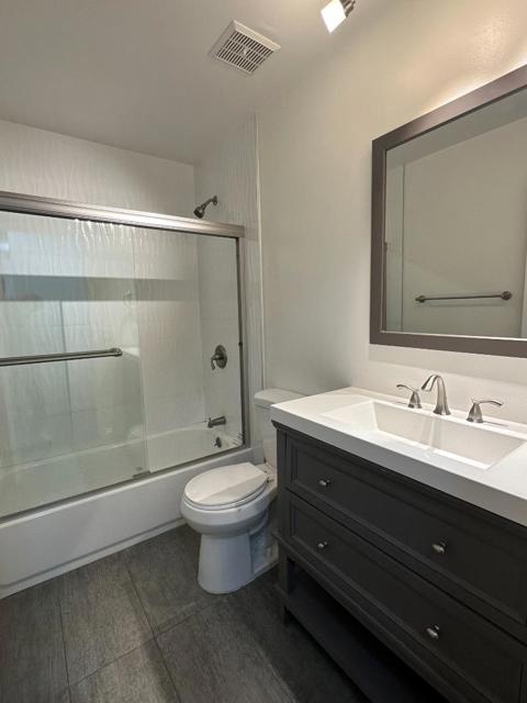 201 Standish Street, Redwood City CA: https://media.crmls.org/mediaz/823c24c0-3ef5-4bb6-87cd-12853f0cadaa.jpg