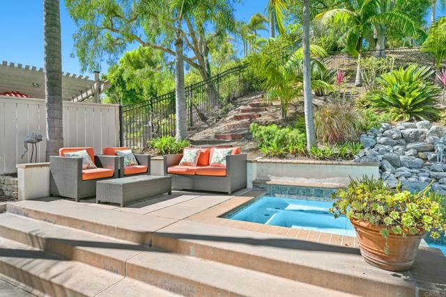 6990 Blue Orchid Lane, Carlsbad CA: https://media.crmls.org/mediaz/823d4bcb-0bea-4765-bd65-a0eed08a8a6c.jpg