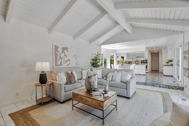 937 Parrott Drive, Hillsborough CA: https://media.crmls.org/mediaz/823e0168-a04e-4c7d-a3fd-e100d187038e.jpg