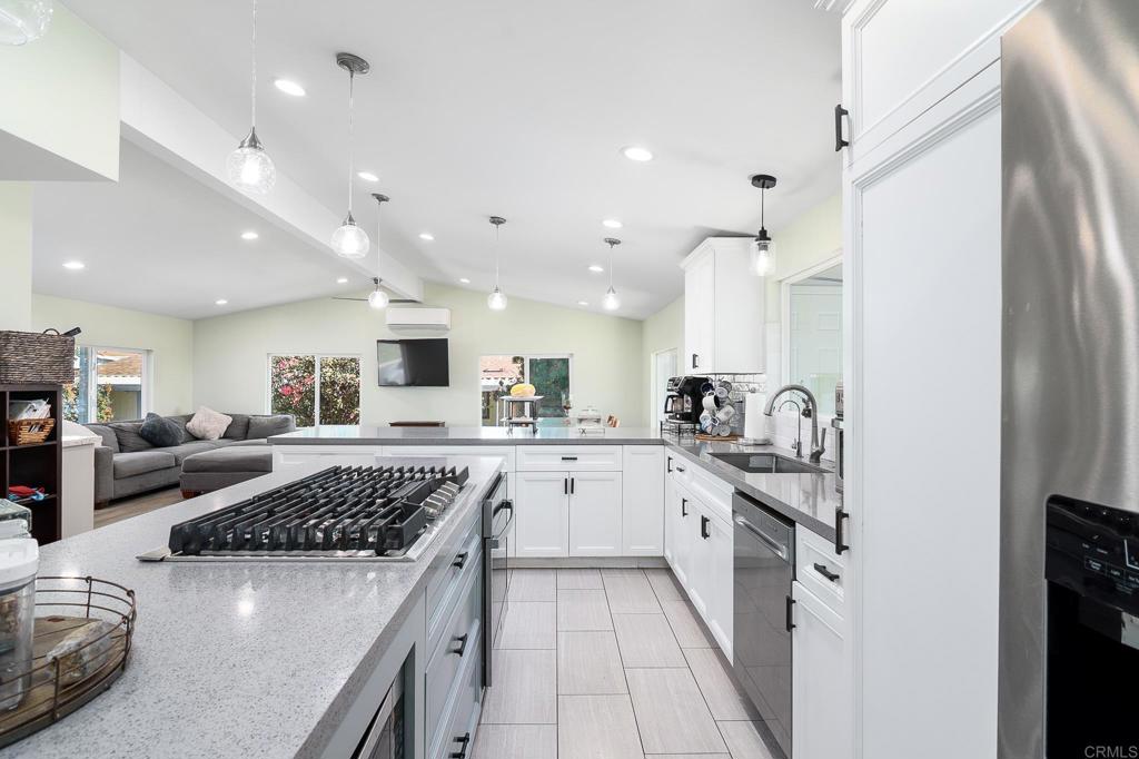 500 Rancheros Drive - photo 12