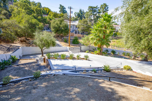 Detail Gallery Image 45 of 64 For 10272 Willow Springs Ln, Sunland,  CA 91040 - 4 Beds | 3 Baths