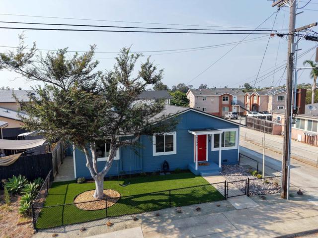 6492 6494 Lanston St., San Diego CA: https://media.crmls.org/mediaz/823fd6d4-05b6-41e7-ba5f-deac1b732dad.jpg