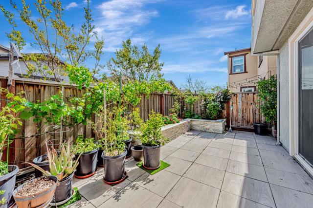 232 Via Encanto, San Ramon CA: https://media.crmls.org/mediaz/824019e7-10e2-4550-8389-ade7b35fa41b.jpg