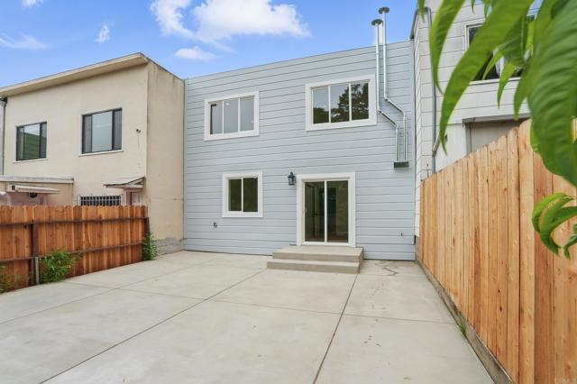 119 Nueva Ave, San Francisco CA: https://media.crmls.org/mediaz/8240a534-b08c-4a96-8df1-3f52c8a3b650.jpg