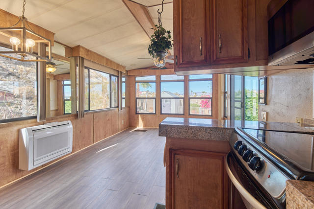 Image 16 of 42 For 69333 Palm Canyon Drive 62