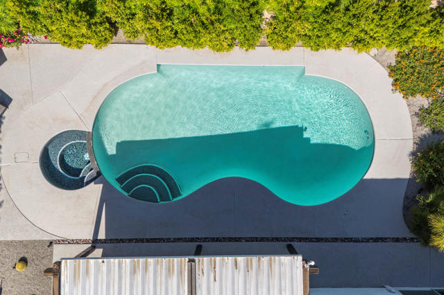 70880 Sunny Lane, Rancho Mirage CA: https://media.crmls.org/mediaz/82426479-11fa-48e4-b6ff-1ca3ff39085c.jpg