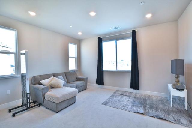 809 Big Range Way, Rocklin CA: https://media.crmls.org/mediaz/82427579-5d3b-4130-b66b-2e01302ccd26.jpg