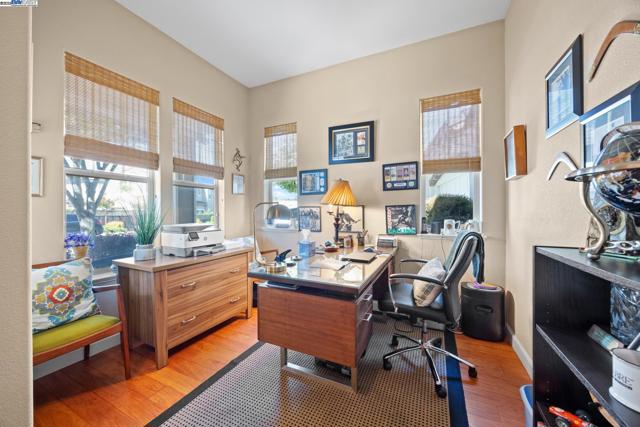 9779 Reimers Way, Dublin CA: https://media.crmls.org/mediaz/8242d129-f59e-4ea2-8c93-293656e9bfa0.jpg