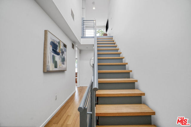 1220 N Orange Grove Avenue, West Hollywood CA: https://media.crmls.org/mediaz/824358d1-0bdf-440e-a4a1-542d37c7f90d.jpg