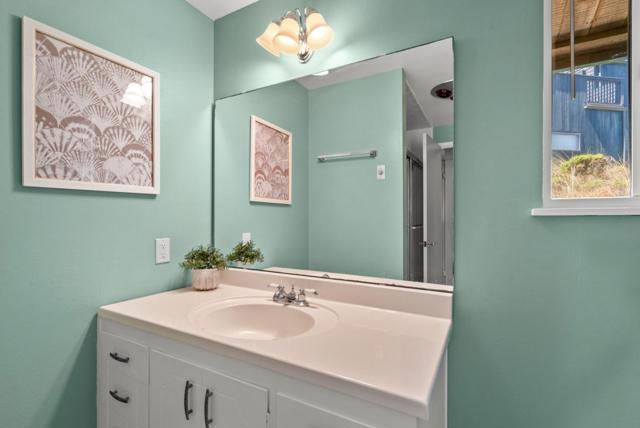 66 Avocet Circle, Watsonville CA: https://media.crmls.org/mediaz/82438ad3-820b-4046-b08e-0850a452a81f.jpg