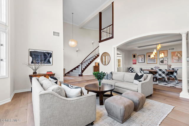 29621 Ridgeway Drive, Agoura Hills CA: https://media.crmls.org/mediaz/824412d8-6753-4915-809a-b437a85986a4.jpg