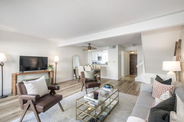 Detail Gallery Image 15 of 29 For 907 Hickory Ct, Carlsbad,  CA 92009 - 2 Beds | 3/1 Baths