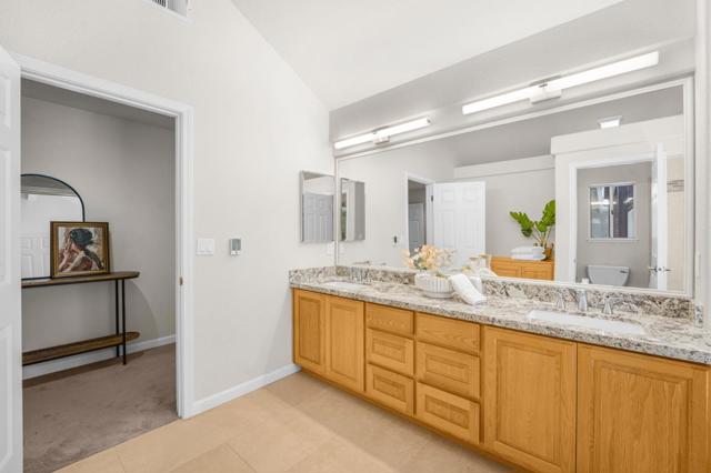 17157 Heatherwood Way, Morgan Hill CA: https://media.crmls.org/mediaz/8246b7a5-1170-4de5-88df-4e1a6ad58817.jpg