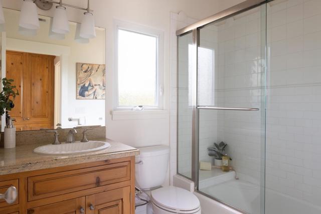 4840 Cliff Drive, Capitola CA: https://media.crmls.org/mediaz/8246d99a-7bc5-4ef7-b013-9955d013a9bf.jpg