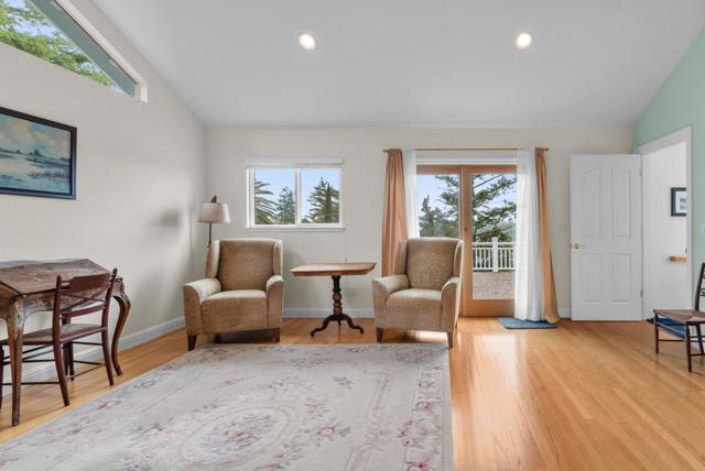520 Tabor Drive, Scotts Valley CA: https://media.crmls.org/mediaz/82475f45-bac3-4c3c-859b-3f82194f1d4c.jpg