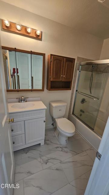 962 Lighthouse Way, Port Hueneme CA: https://media.crmls.org/mediaz/8249754a-d9b0-46e0-a5f3-50fc2bace5ad.jpg
